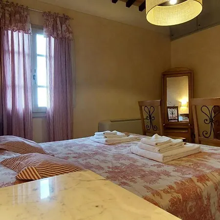 Le Vigne Farm stay Montevarchi