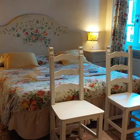 Le Vigne Farm stay *